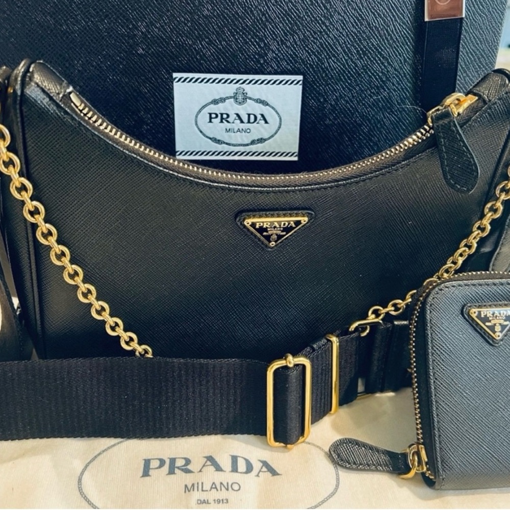 PRADA RE- EDITION 2005 IN SAFFIANO LEATHER ** FULL SET***